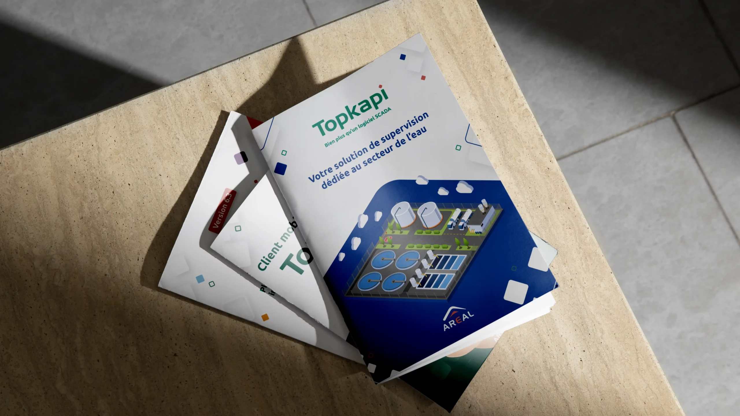 Gros plan sur les brochures Areal Topkapi